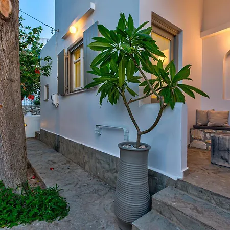 Silver Ammos * Parikia (Paros)