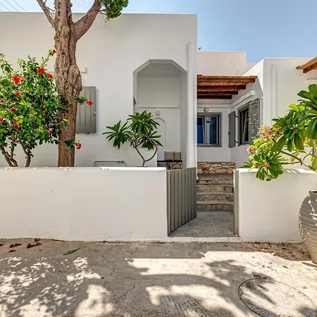 Silver Ammos Apartment